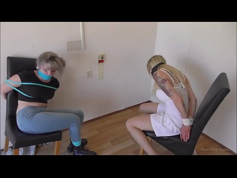 ❤️ Залежний / зв'язаний і з кляпом / дівчина в біді ❌ Секс-відео на порно uk.eviewporn.ru ☑